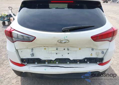 2017 Hyundai Tucson Se Plus z USA, uszkodzony, nr VIN KM8J3CA47HU475448